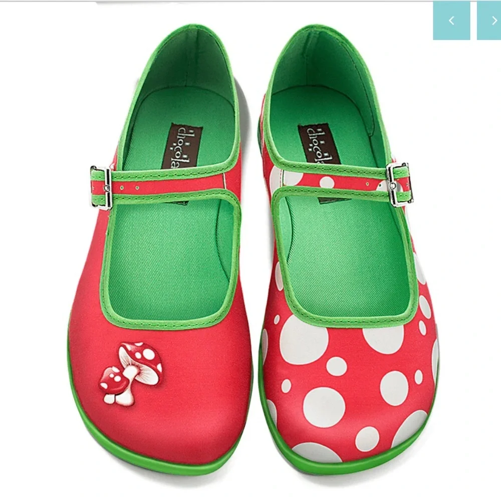 Chocolaticas Moosh NWT Mary Jane Flat